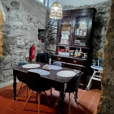 Holiday home Cantinho Da Ines Local *