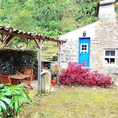 Holiday home Cantinho Da Ines Local *