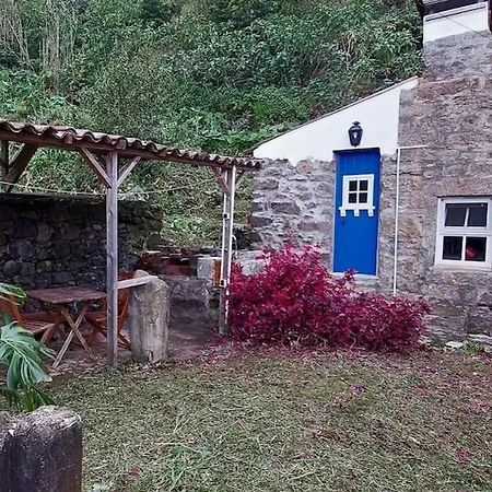 Holiday home Cantinho Da Ines Local *